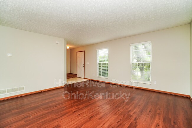 Building Photo - 8935 Coral Canyon Cir