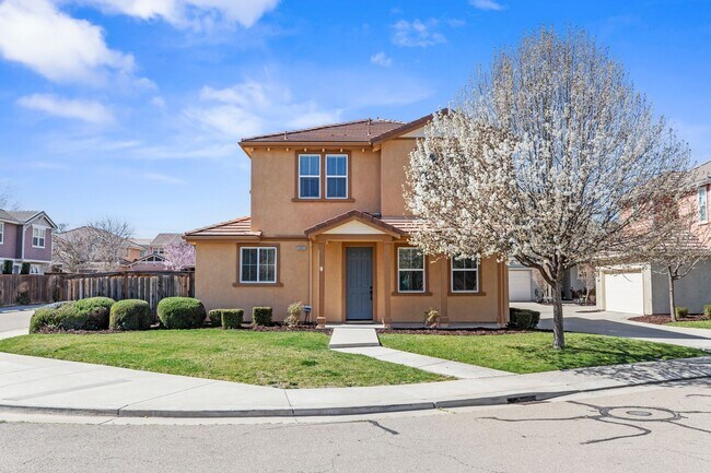 Foto del edificio - 20833 Grapevine Dr