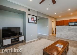 Building Photo - 6490 N Tierra De Las Catalinas