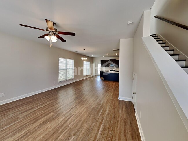 Foto del edificio - 5226 Tupelo St