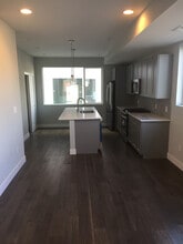 Building Photo - 2030 E 20th Ave