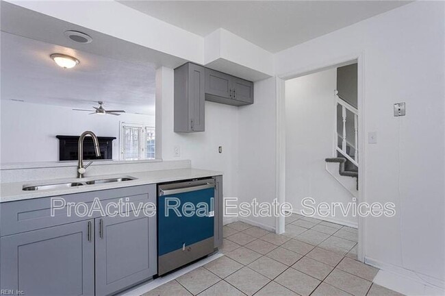 Building Photo - 5684 Campus Dr