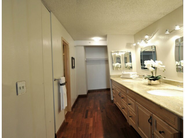 Bathroom - 332 Philip Dr