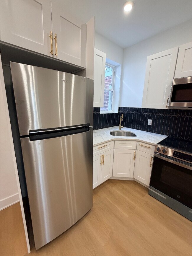 Foto del edificio - 1325 Kerbaugh St