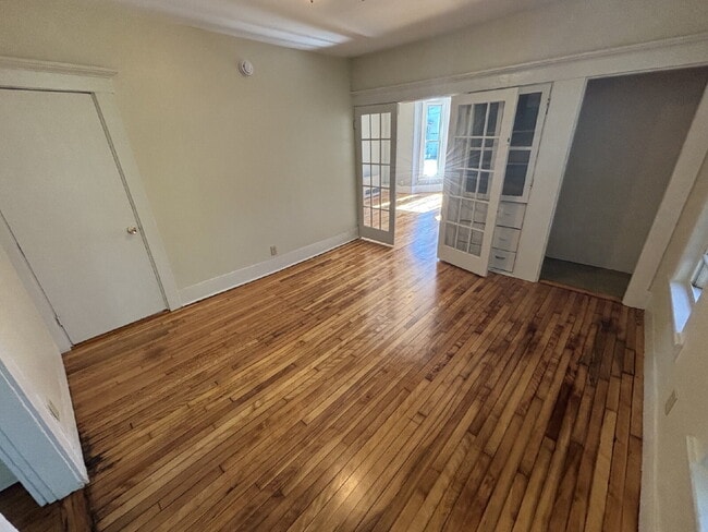 Building Photo - Spacious 4BR / 2BA Sanford Apartment with Heat Included!