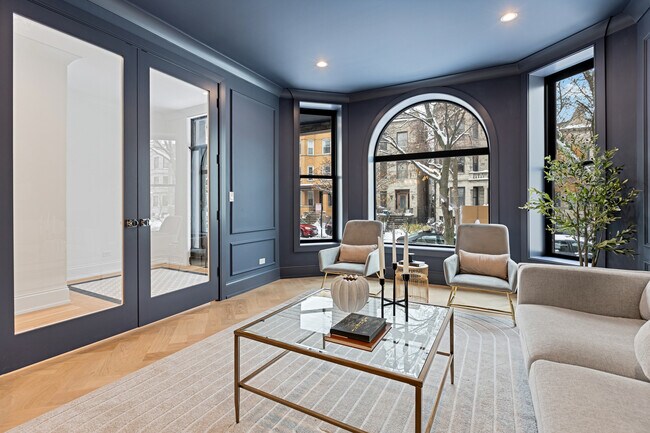 Foto del edificio - 3711 N Magnolia Ave