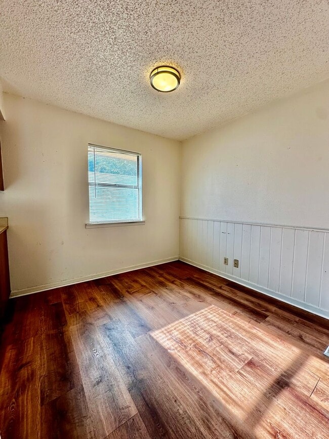 Foto del edificio - 3/2 Duplex In Kerrville