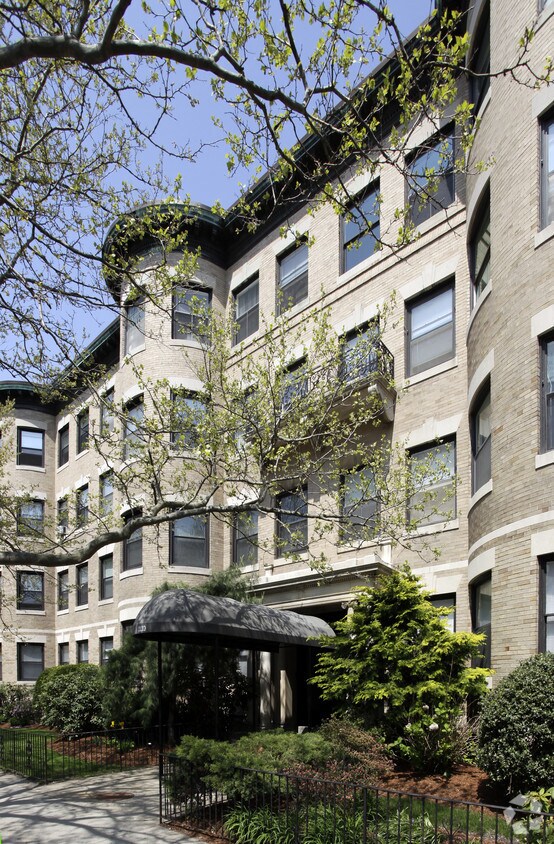 Foto del edificio - 1110-1120 Beacon Street