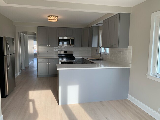 Foto del edificio - 4844 N Greenwood Ave