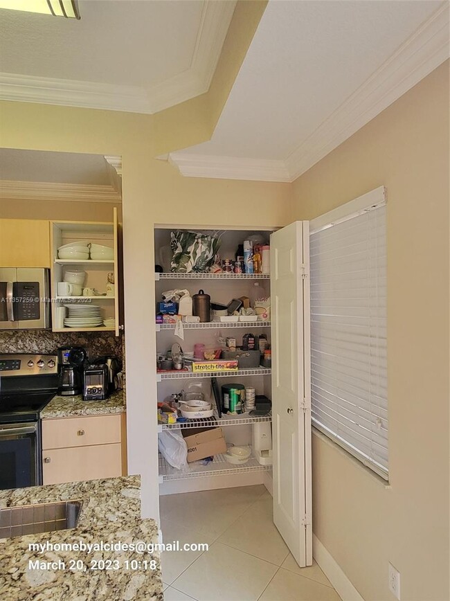 Building Photo - 4967 Tradewinds Ter