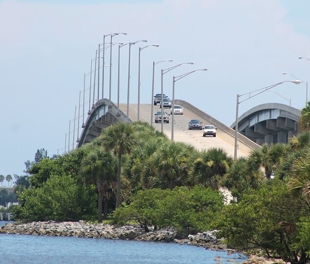 The Melbourne Causeway connects Melbourne and Indialantic