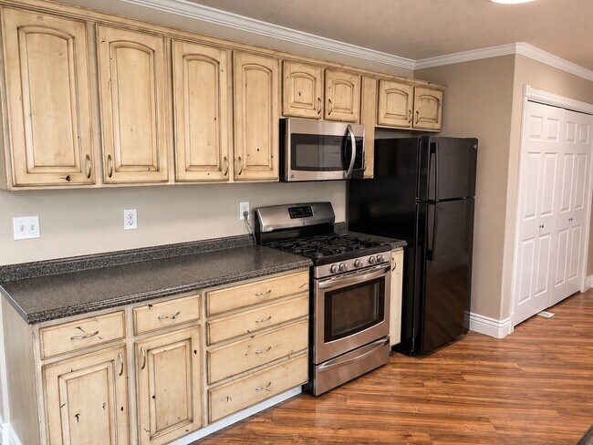 Foto del edificio - 305 N Appleview Dr