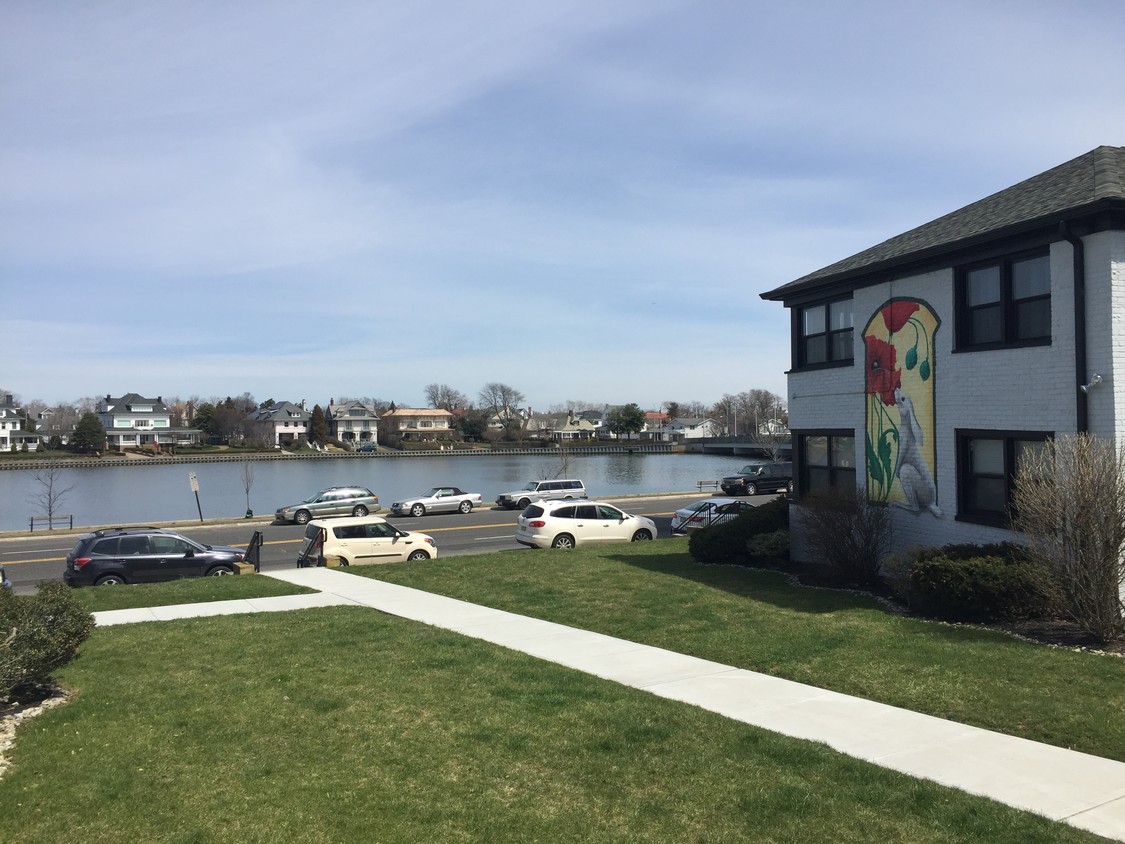 Foto principal - 420 Deal Lake Dr