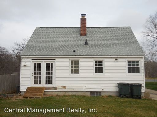 Building Photo - 2021 Riverside Dr
