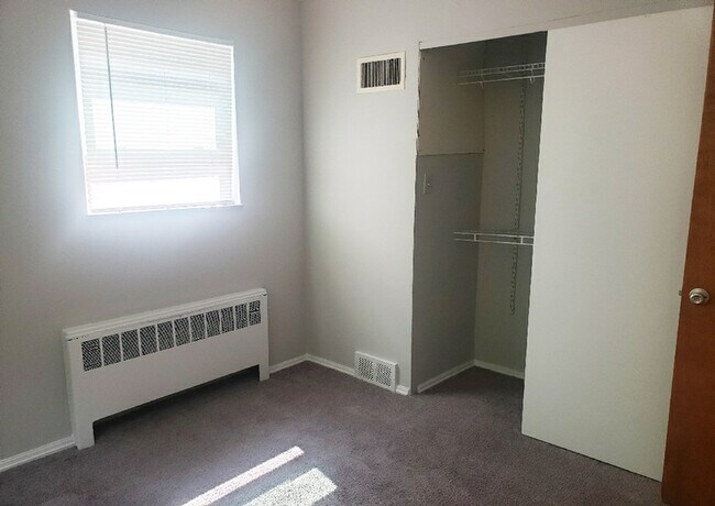 Ludlow 926 - 8 Br - Ludlow 922-926