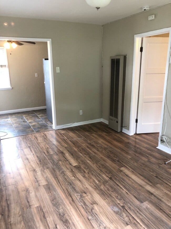 Foto del edificio - 1733 N Hollywood Way