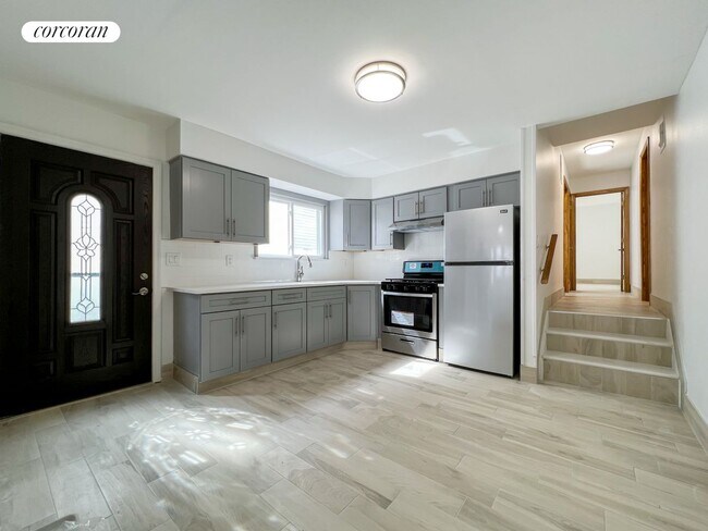 Foto del edificio - 94 Nostrand Ave