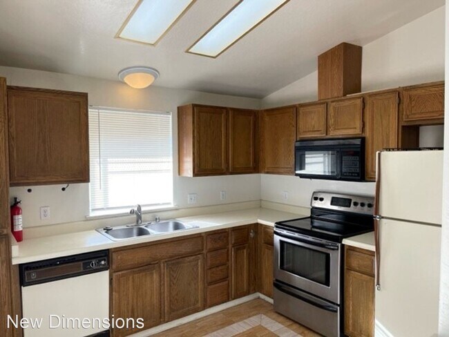 Building Photo - 2 br, 2 bath House - 1254 Ambassador Drive