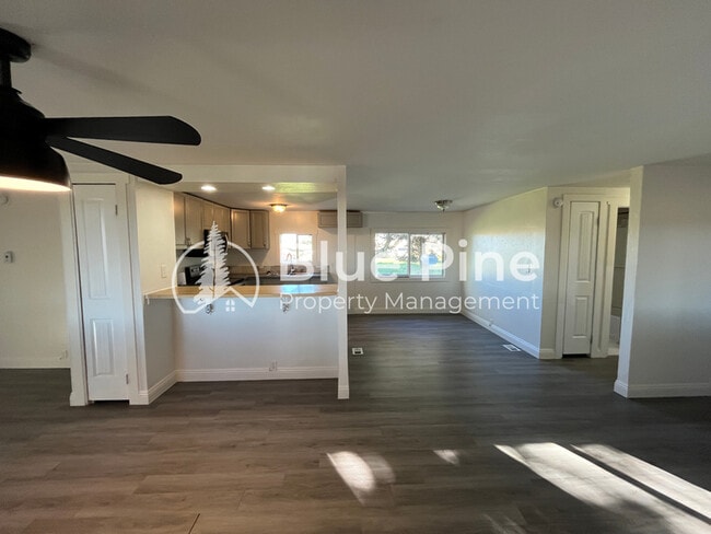 Building Photo - 434 E 9000 S