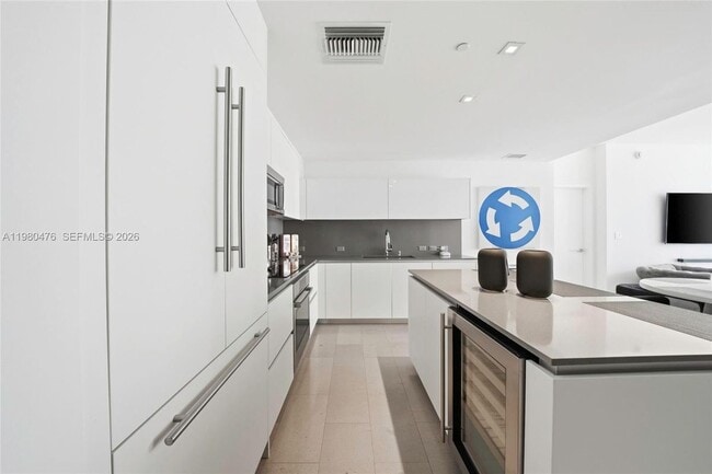 Foto del edificio - 88 SW 7th St
