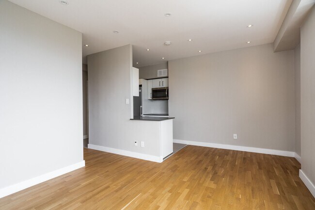 Photo du bâtiment - 190 Jameson Ave