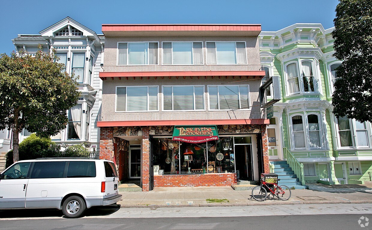 Building Photo - 1451 Valencia St