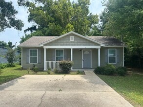Building Photo - 3 Baggett Ct