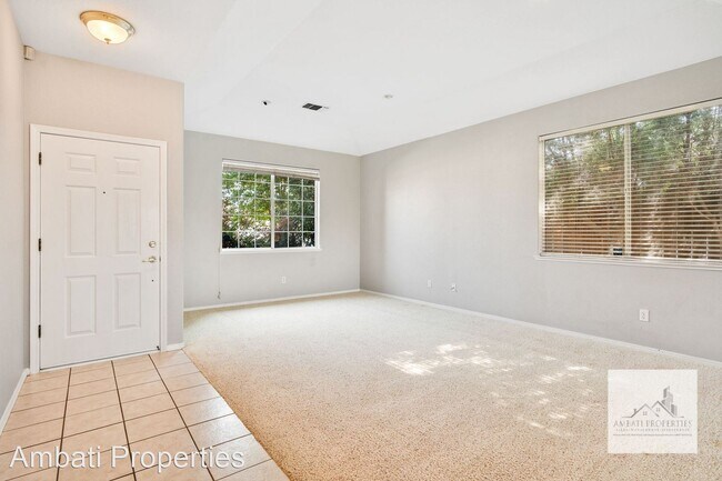 Building Photo - 3 br, 2 bath House - 2261 E. Solar Ave