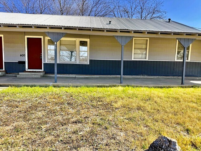 Building Photo - Beautiful 3-Bed Home in Schertz!