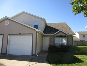 Building Photo - 2412-2414-2414 Calder Ct