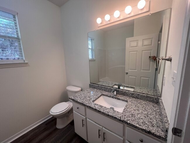 Building Photo - 49 Las Roblas Grande Dr