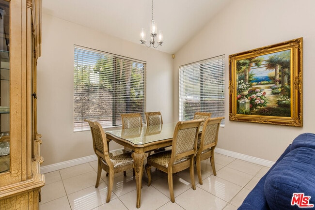 Building Photo - 1759 Canyon Vista Dr