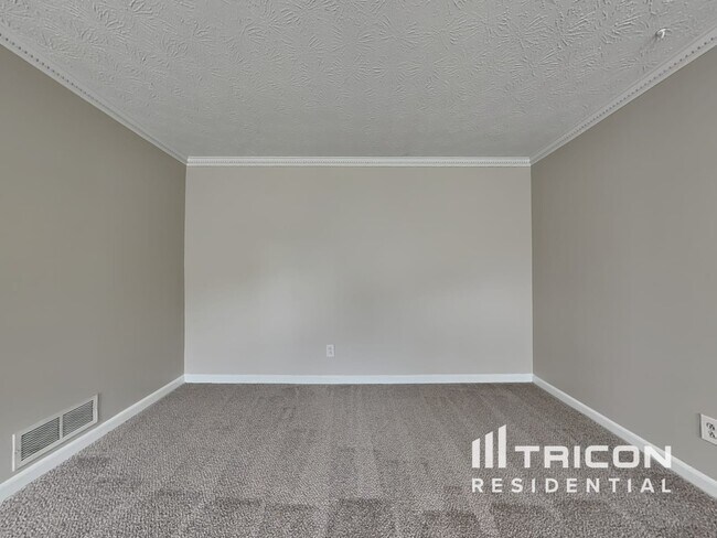 Building Photo - 4047 Linda Ln SW