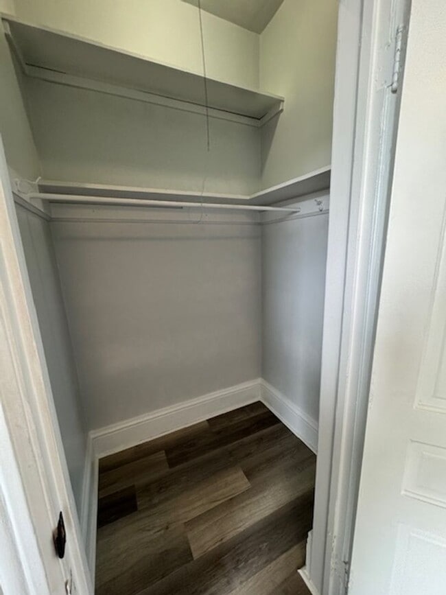 Building Photo - 155 N Main St