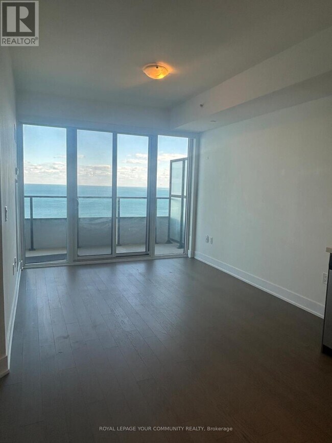 Building Photo - 30 Shore Breeze Dr