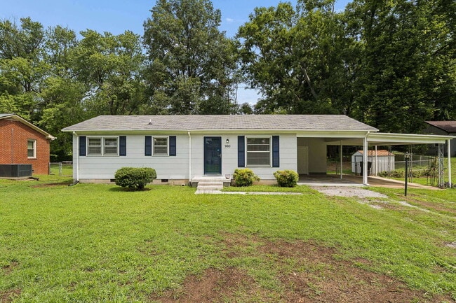 Building Photo - "Charming 3-Bedroom Retreat with Spacious Living in Murfreesboro!"
