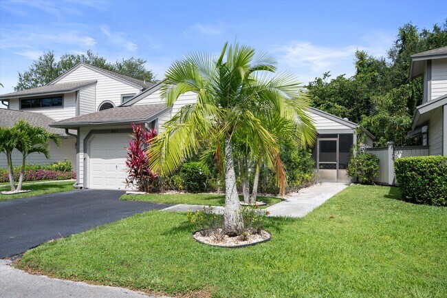 Building Photo - 2482 Bedford Mews Dr