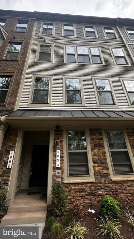 Foto del edificio - 709 Thomas Ln