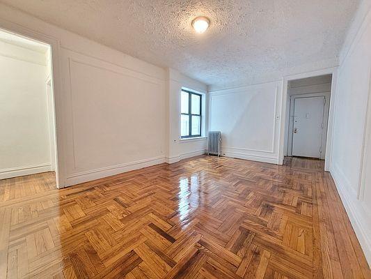 Building Photo - 2 bedroom in BRONX NY 10467