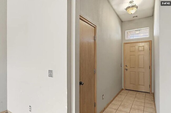 Foto del edificio - 2204 NW 157th St