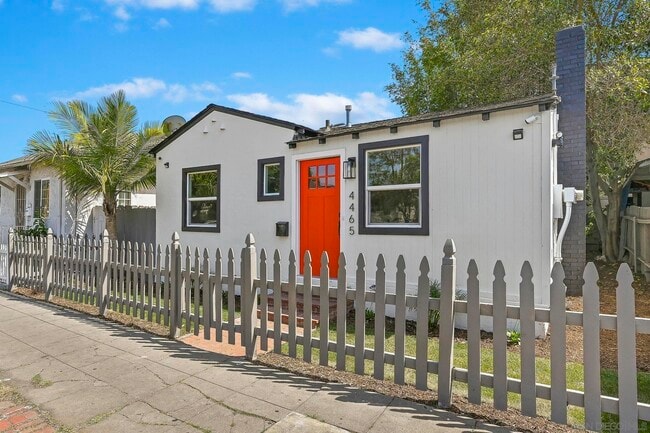 Building Photo - 4465 Orange Ave