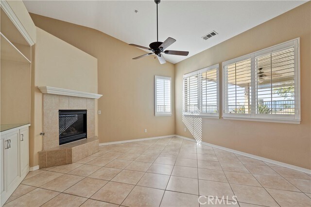 Foto del edificio - 7446 Tioga Ln