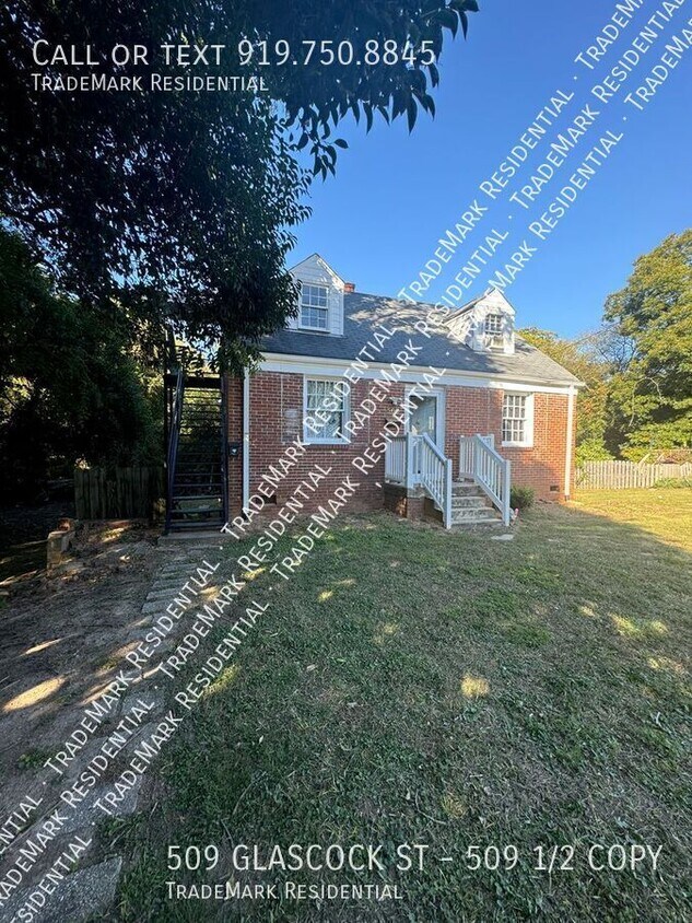 Foto principal - 1BR/1BA Apartment near Downtown Raleigh