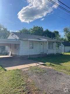 Building Photo - 318 N Onondago Ave