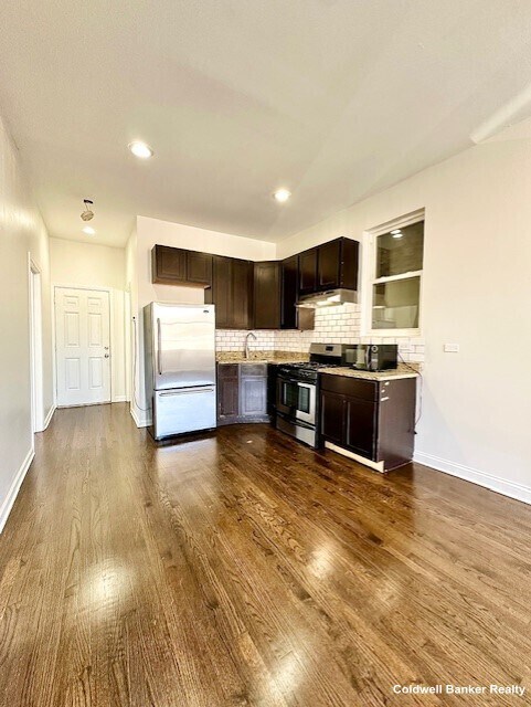 Foto del edificio - 2829 W Polk St