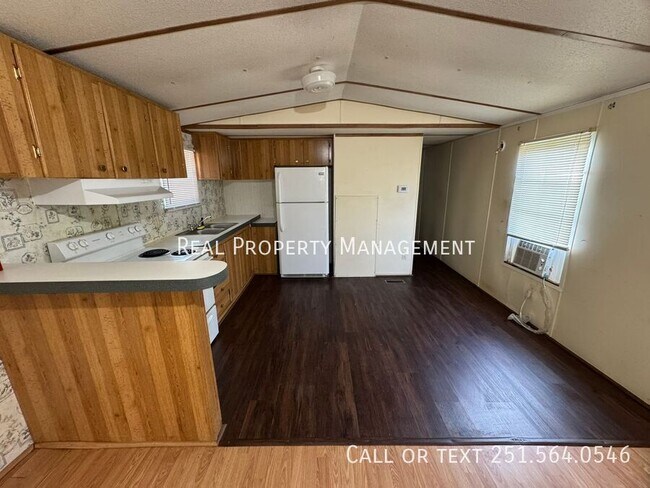 Foto del edificio - 3101 Western Hills Dr W