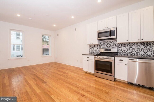 Foto del edificio - 614 W Norris St