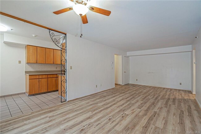 Foto del edificio - 39 Sterling Ave