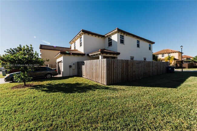 Building Photo - 11608 SW 246 Terrace