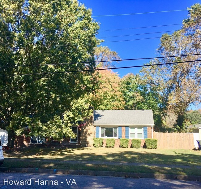 Building Photo - 3 br, 2 bath House - 784 Sheppard Ave
